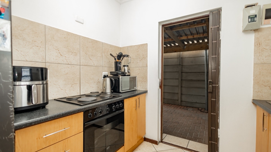 2 Bedroom Property for Sale in Hagley Western Cape